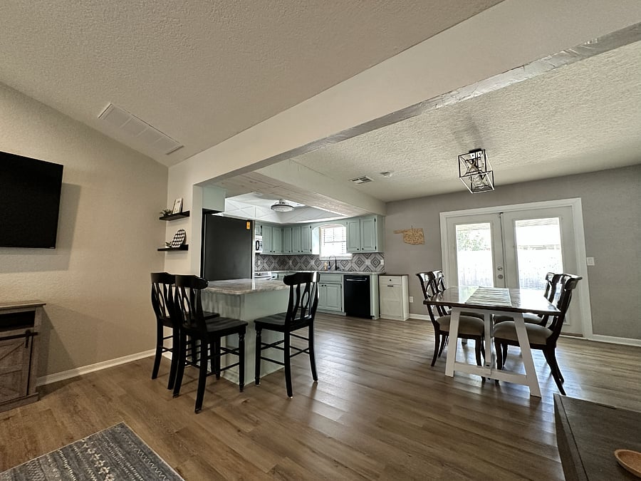 Furnished Finder property 1033211_1 photo 3