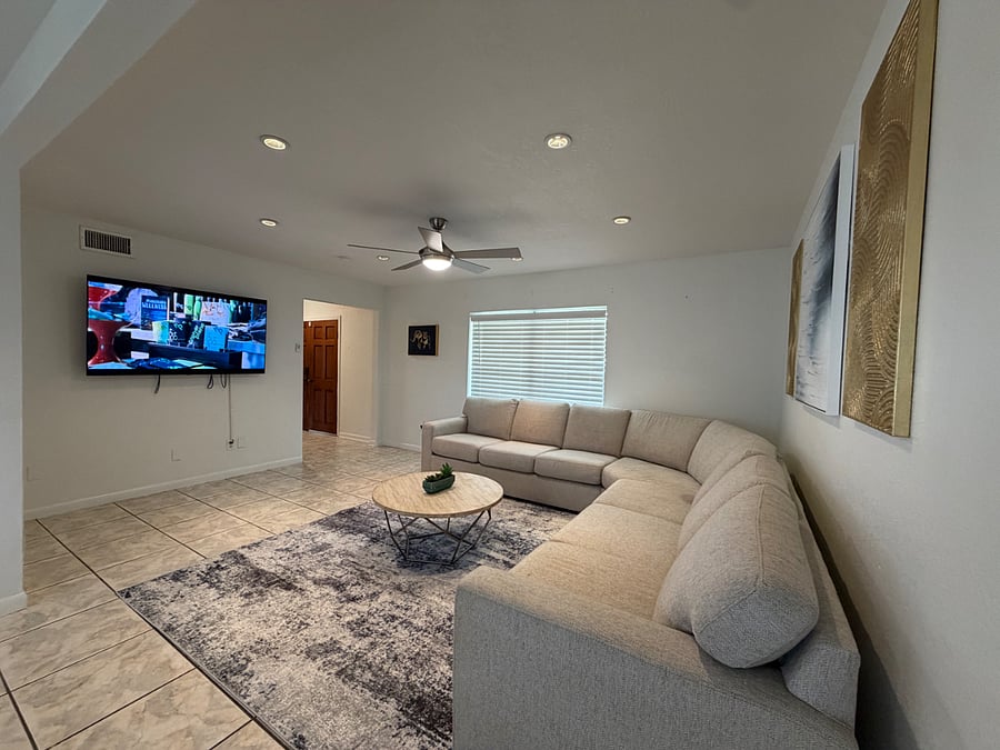Furnished Finder property 1033217_1 photo 3
