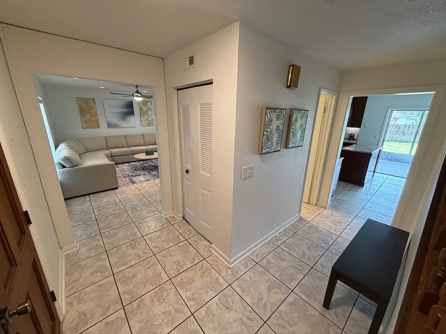 Furnished Finder property 1033217_1 photo 5