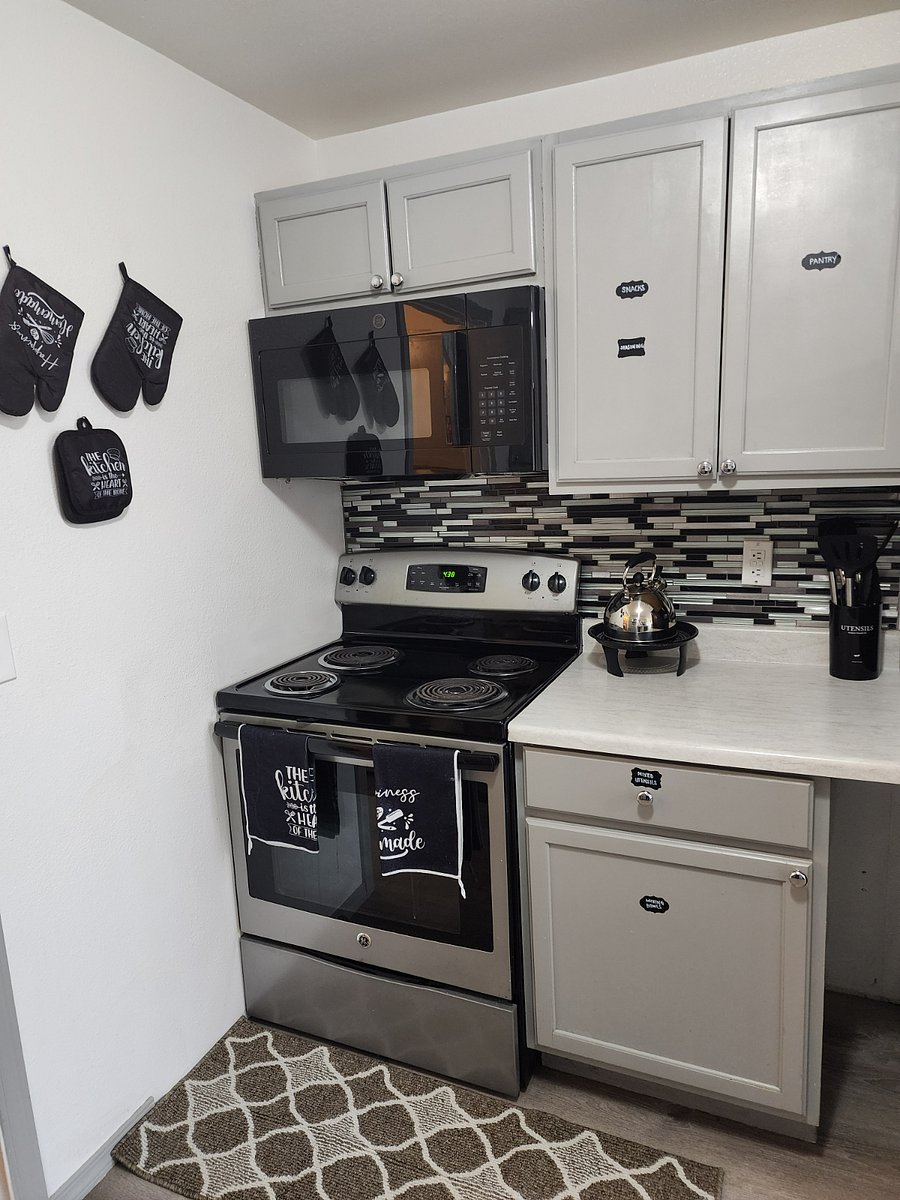 Furnished Finder property 1033224_1 photo 17