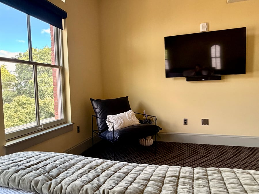 Bedroom 3 - Master/ King Bed