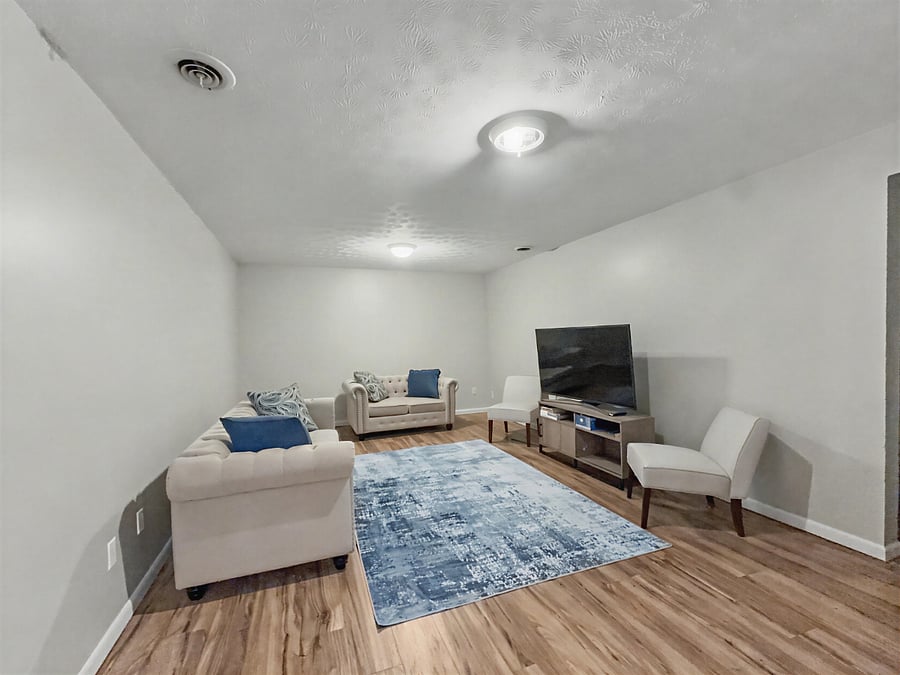 Furnished Finder property 1033233_1 photo 22
