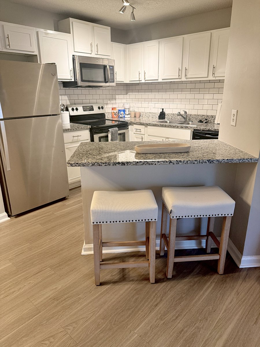 Furnished Finder property 1033236_1 photo 8