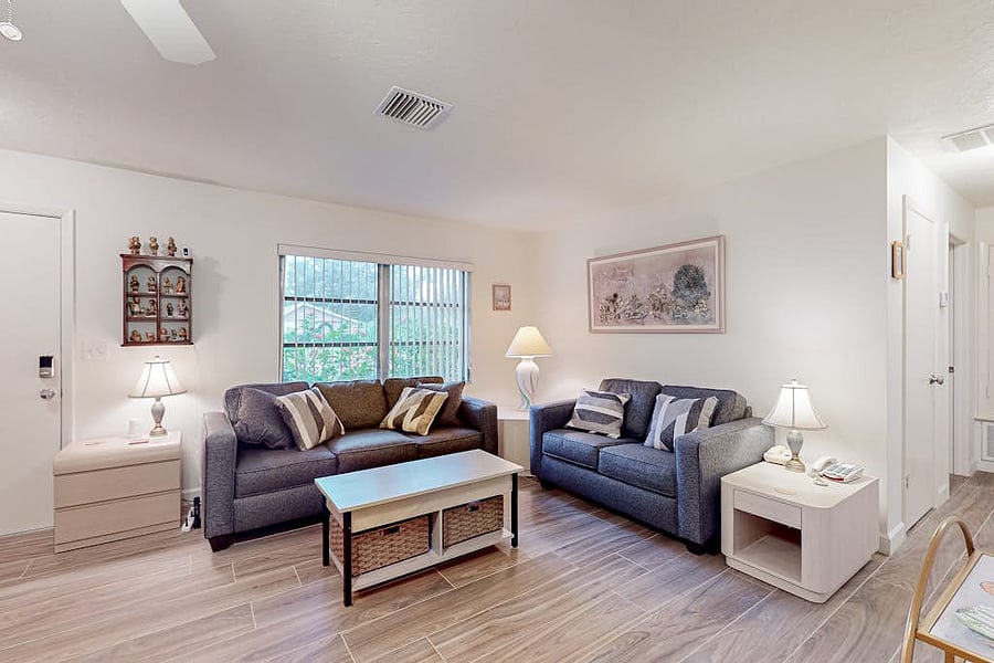 Furnished Finder property 1033281_1 photo 3