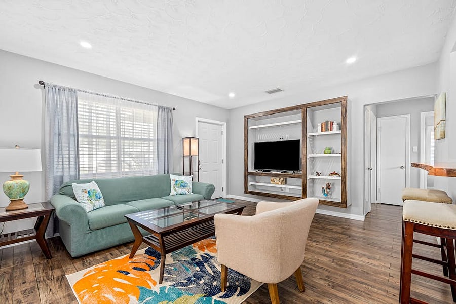 Furnished Finder property 1033285_1 photo 2