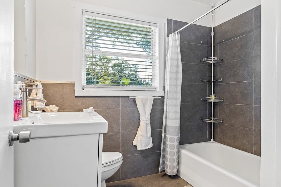 Furnished Finder property 1033285_1 photo 16