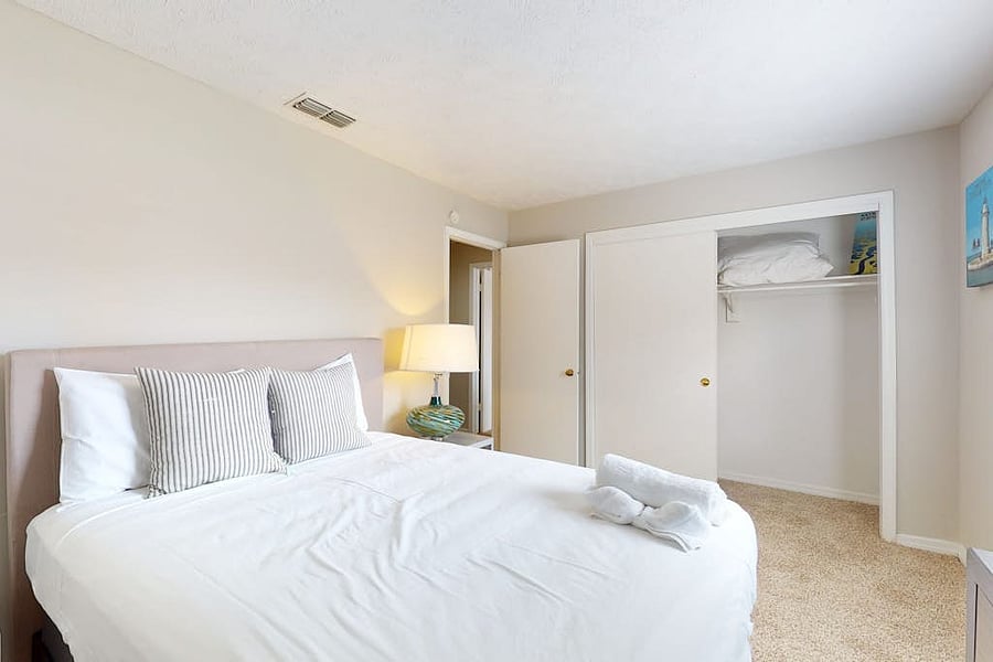 Furnished Finder property 1033304_1 photo 25