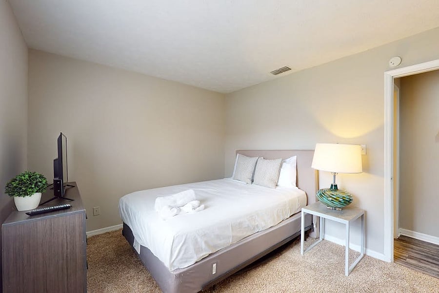 Furnished Finder property 1033304_1 photo 27