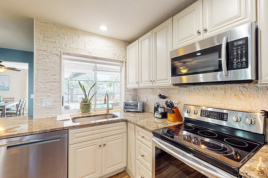 Furnished Finder property 1033306_1 photo 10
