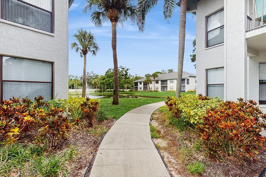Furnished Finder property 1033311_1 photo 25