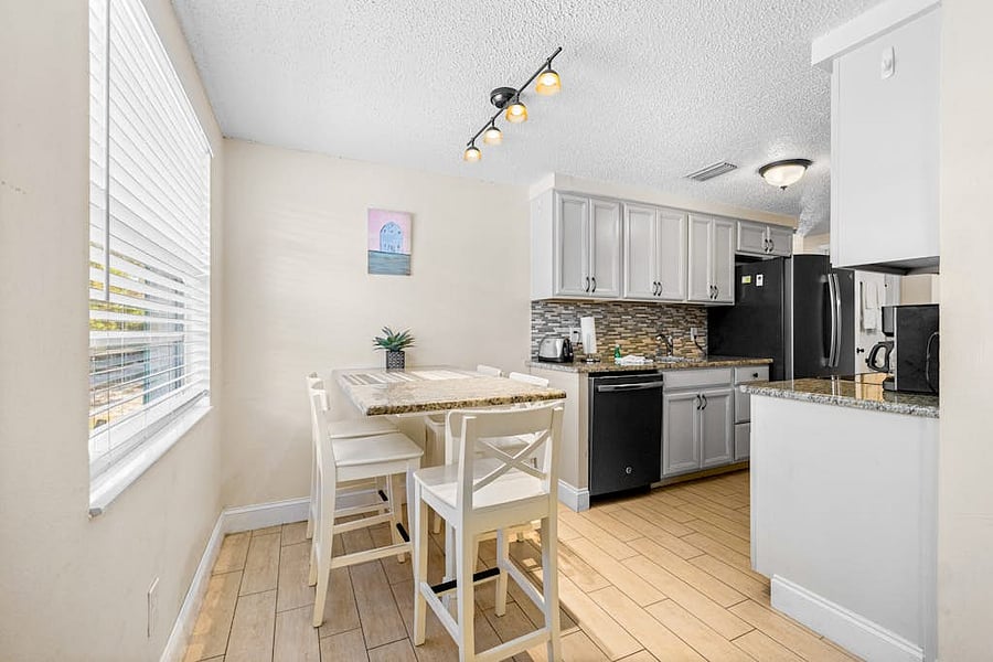 Furnished Finder property 1033319_1 photo 4