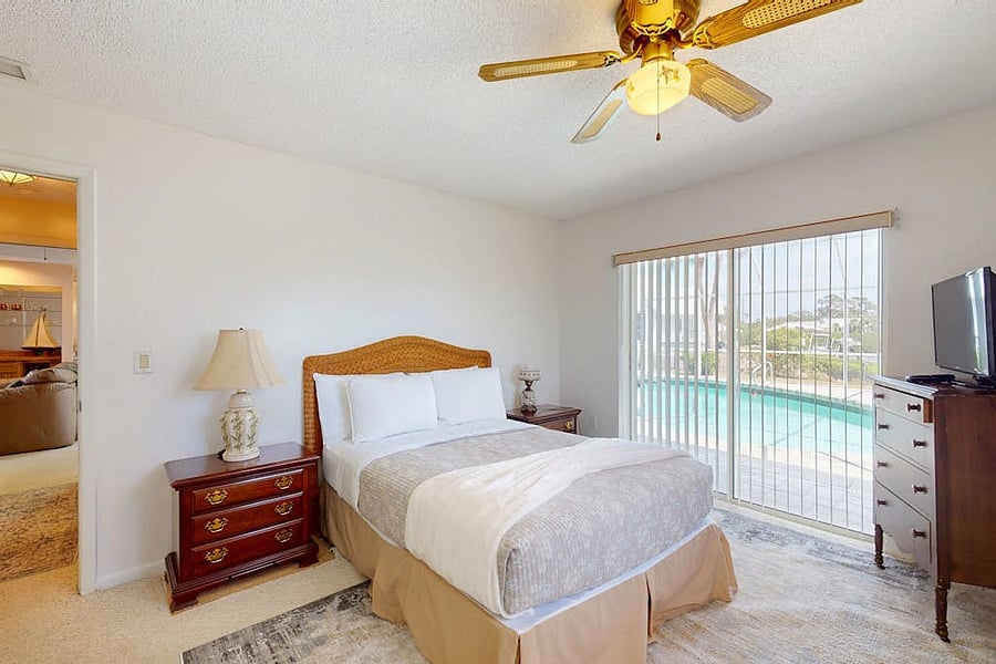 Furnished Finder property 1033327_1 photo 26
