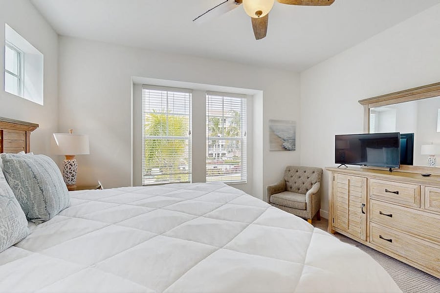 Furnished Finder property 1033350_1 photo 15