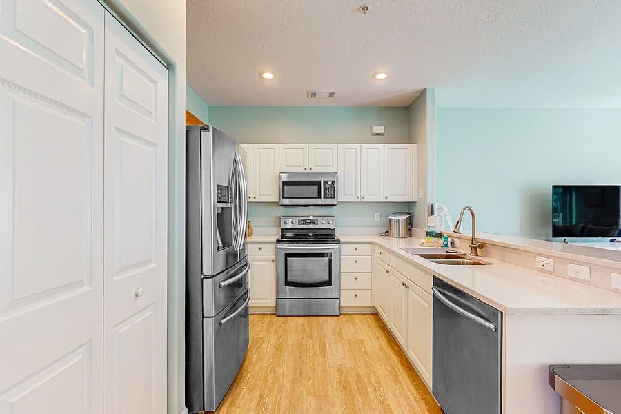 Furnished Finder property 1033354_1 photo 3