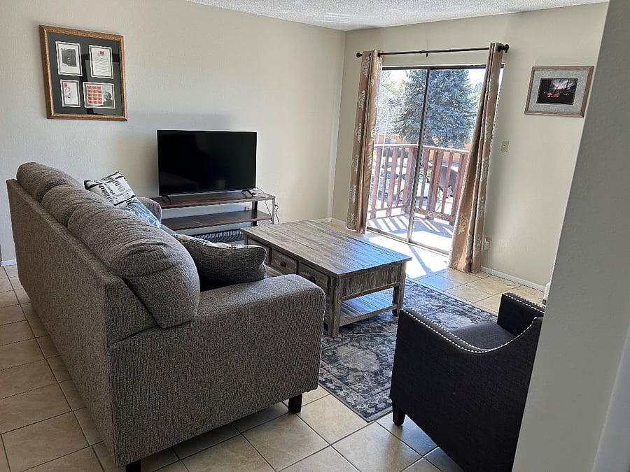 Furnished Finder property 1033366_1 photo 3