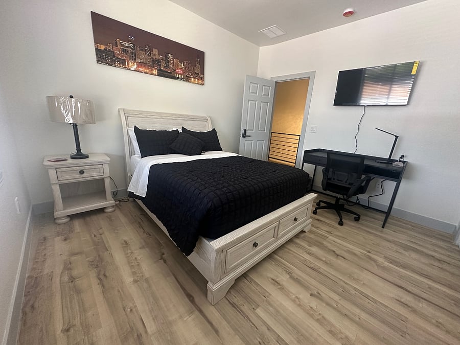 Furnished Finder property 1033367_1 photo 11