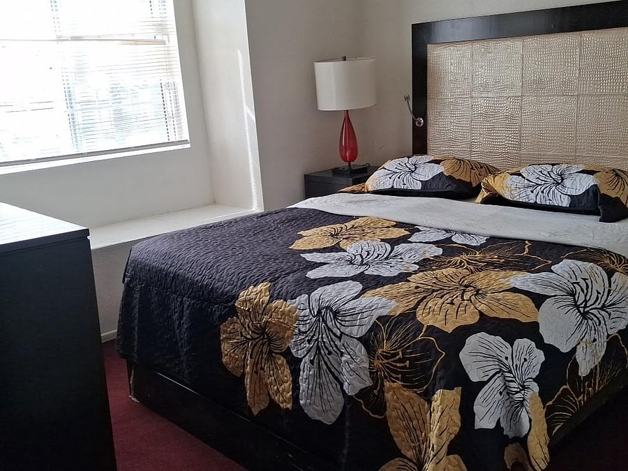 Furnished Finder property 1033405_1 photo 8