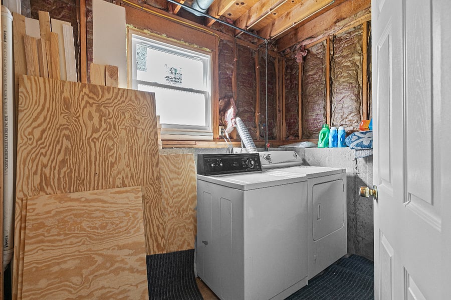 Washer and dryer on the bottom floor. We have just recently bought a new washer and dryer, which will be shown once we get new professional photos and post them