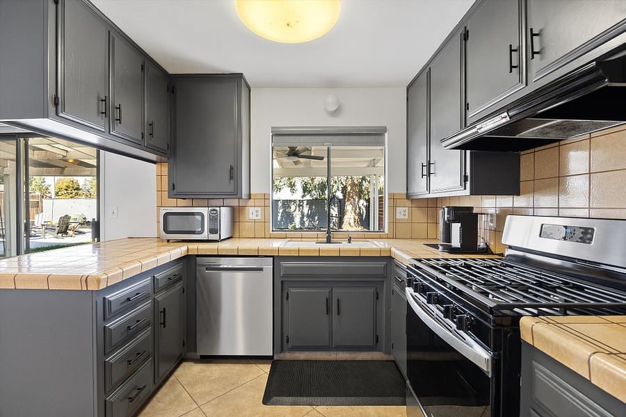 Furnished Finder property 1033421_1 photo 17