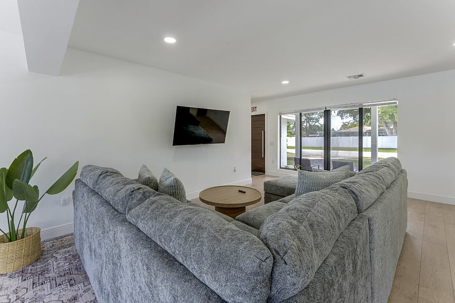 Furnished Finder property 1033435_1 photo 13