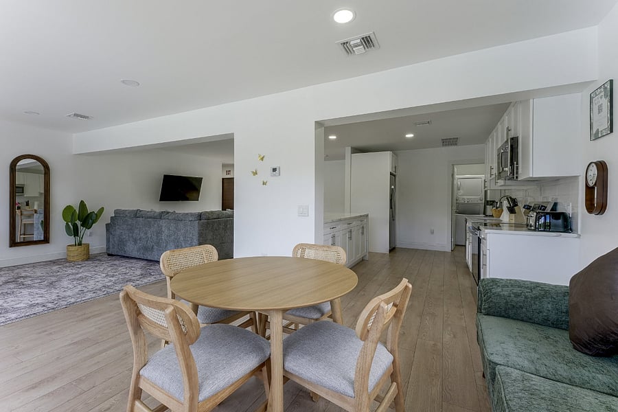 Furnished Finder property 1033435_1 photo 9