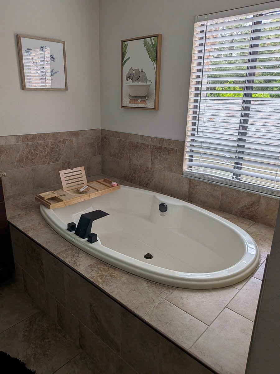 Furnished Finder property 1033437_1 photo 22