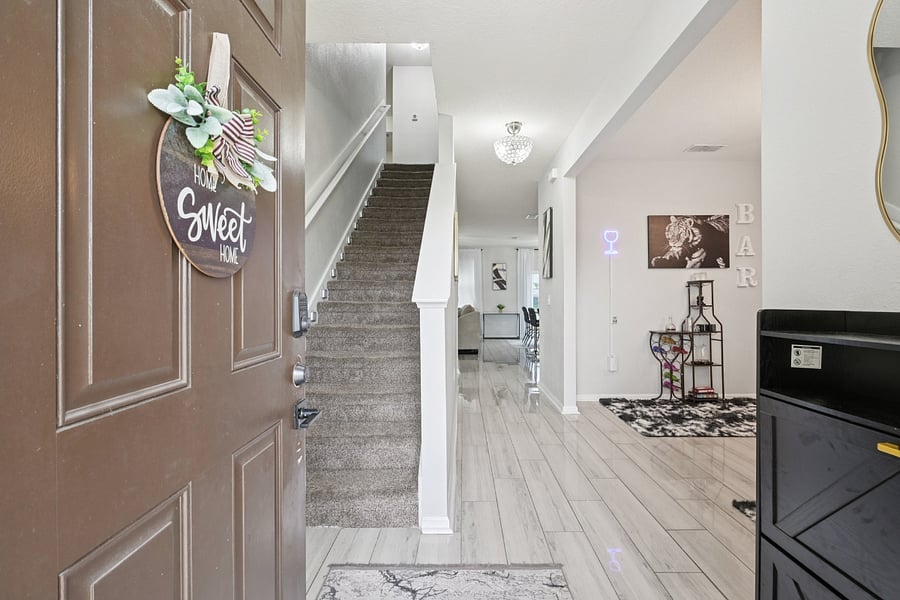 Furnished Finder property 1033439_1 photo 2