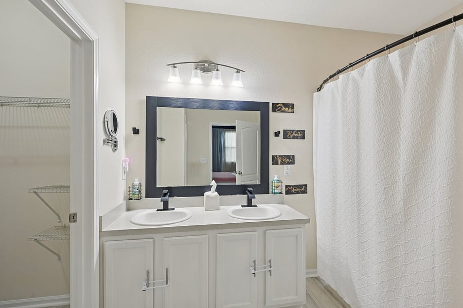 Furnished Finder property 1033439_1 photo 36