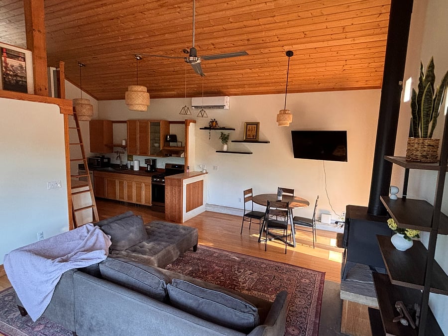 Furnished Finder property 1033440_1 photo 3