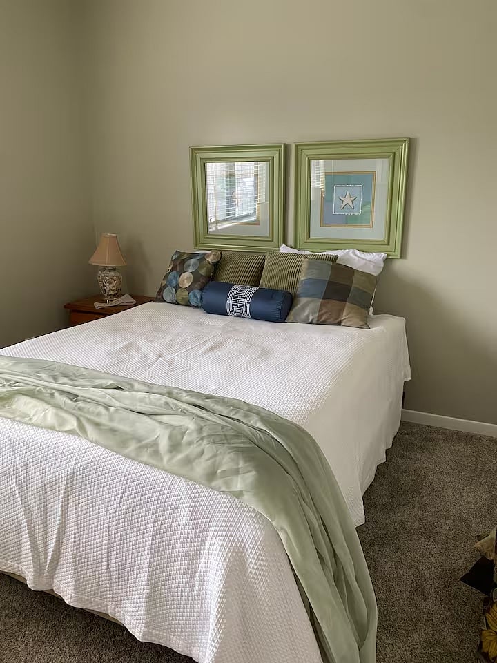 Furnished Finder property 1033507_1 photo 12
