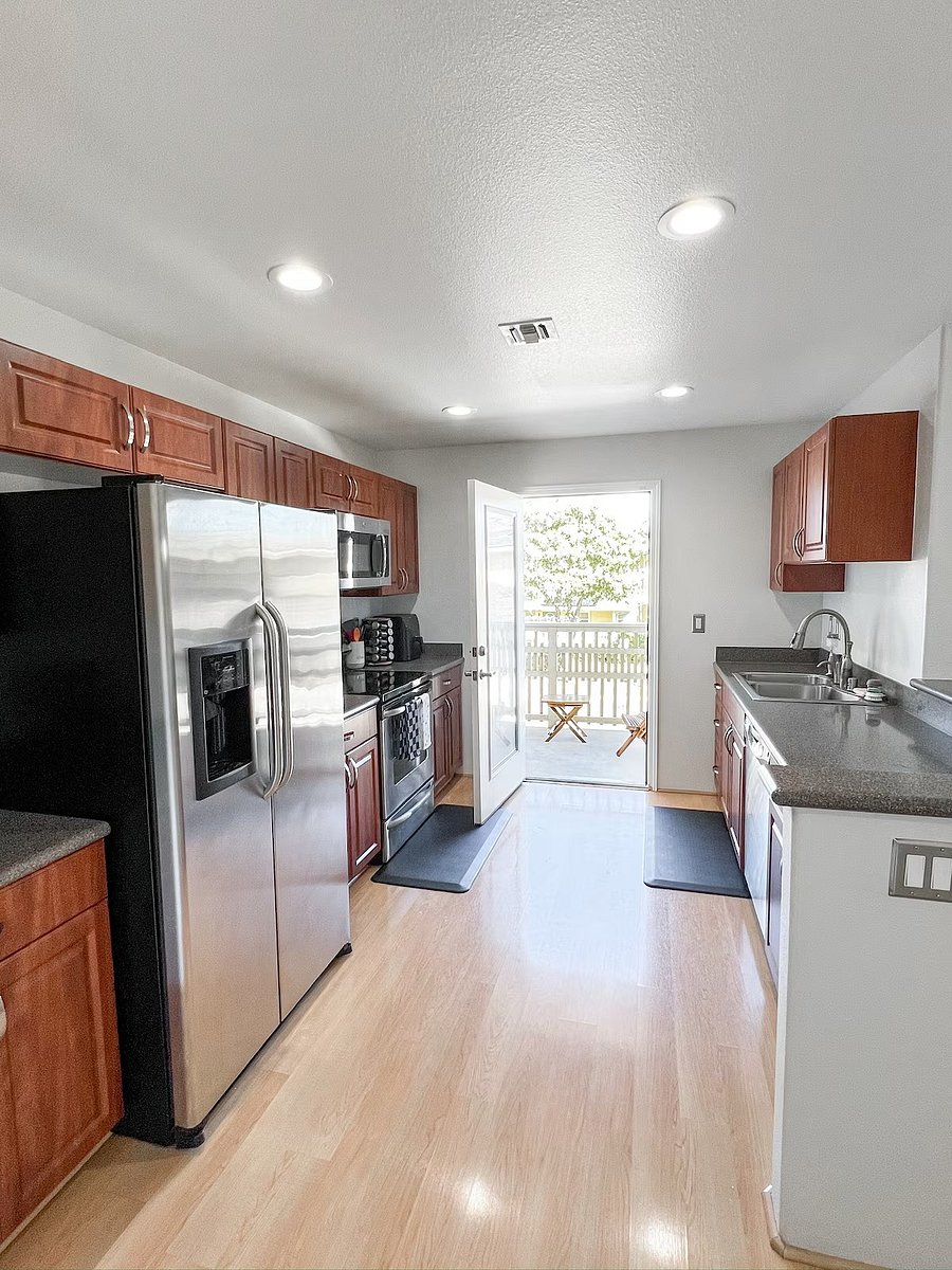 Furnished Finder property 1033523_1 photo 9