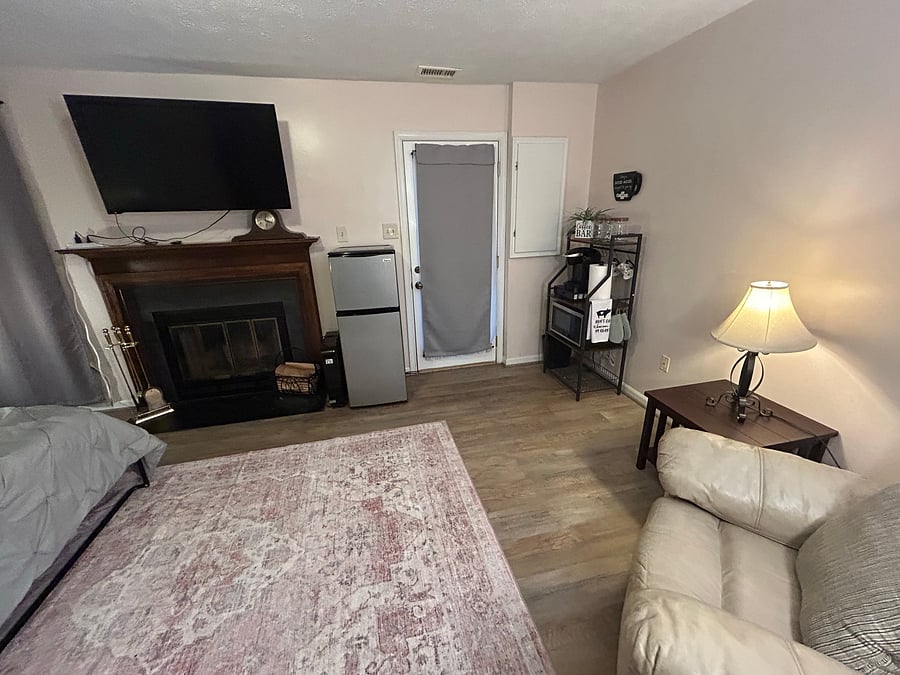 Furnished Finder property 1033536_1 photo 11