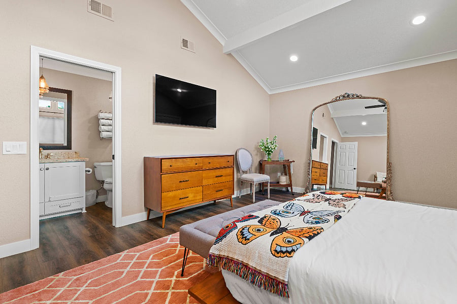Furnished Finder property 1033546_1 photo 58