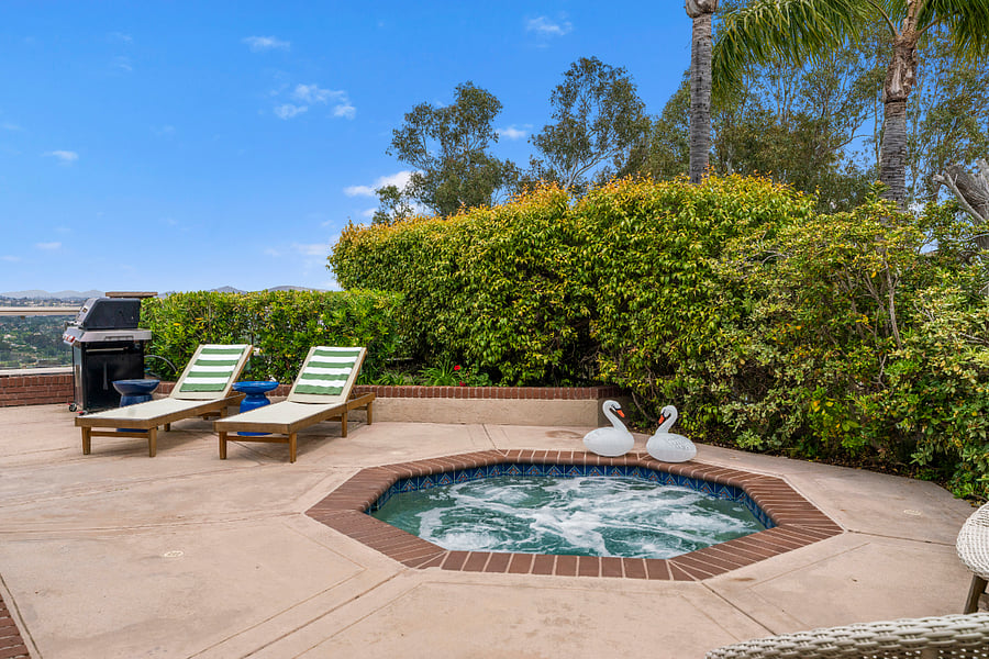 Furnished Finder property 1033546_1 photo 70