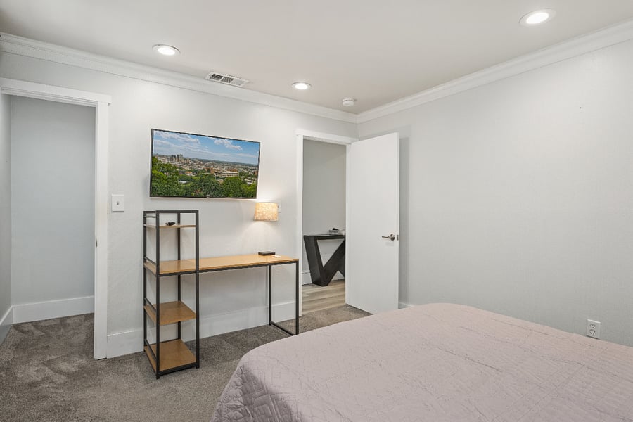 2nd Bedroom - 50" Smart TV and Desk