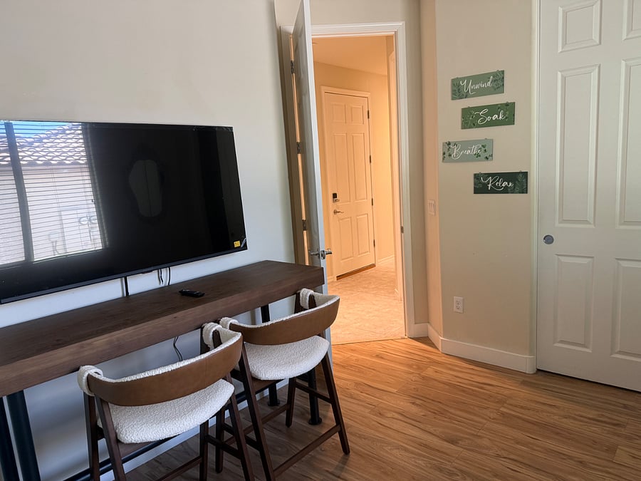Furnished Finder property 1033560_1 photo 3