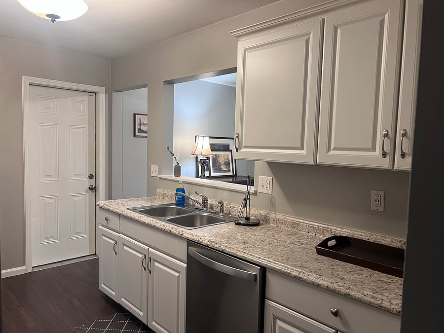 Furnished Finder property 1033561_1 photo 3
