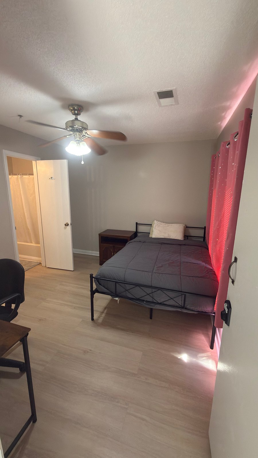 Furnished Finder property 1033587_1 photo 16
