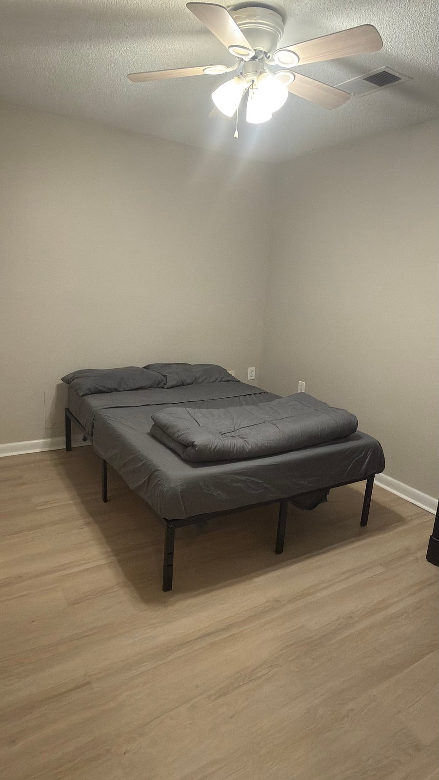Furnished Finder property 1033587_1 photo 24