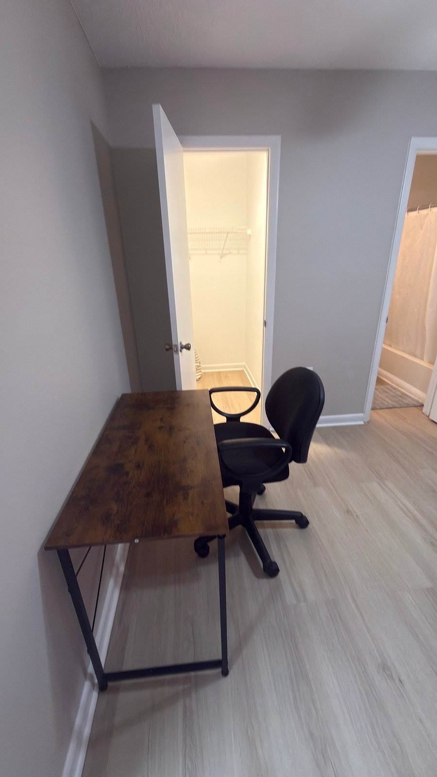 Furnished Finder property 1033587_1 photo 17