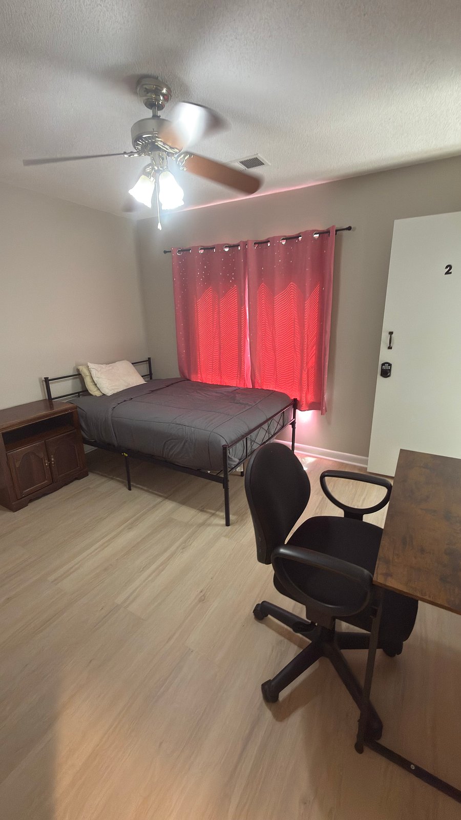 Furnished Finder property 1033587_1 photo 18