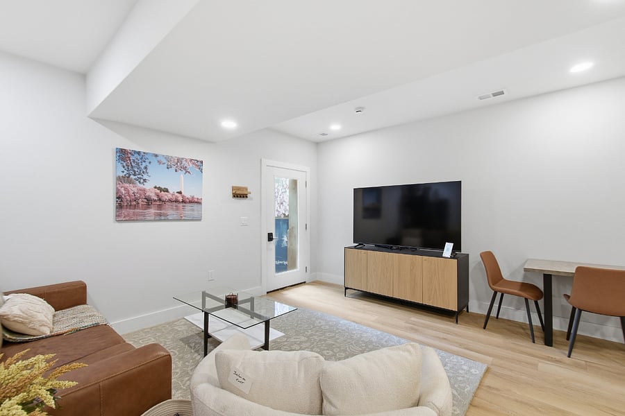 Furnished Finder property 1033608_1 photo 3