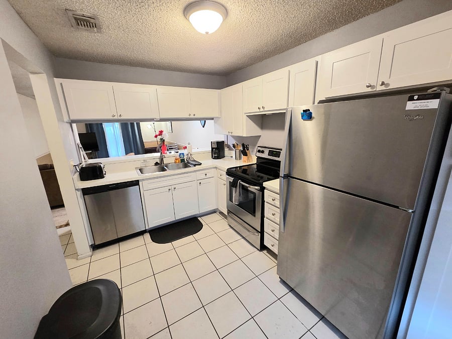 Furnished Finder property 1033636_1 photo 3
