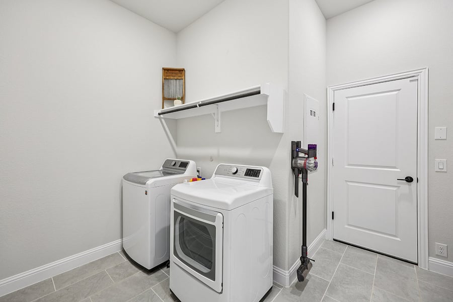 Furnished Finder property 1033640_1 photo 21