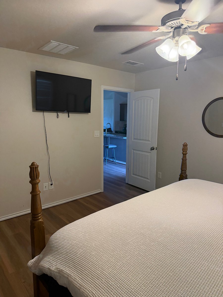 Furnished Finder property 1033659_1 photo 11