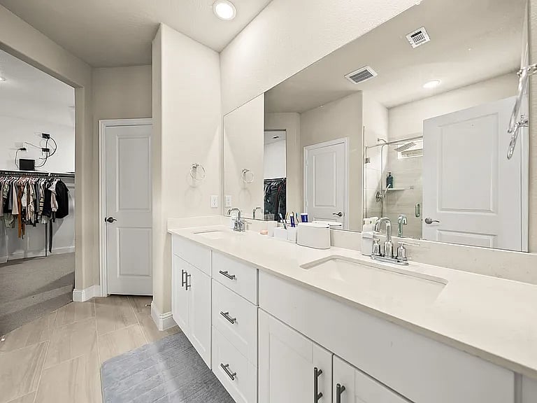 Furnished Finder property 1033667_1 photo 11