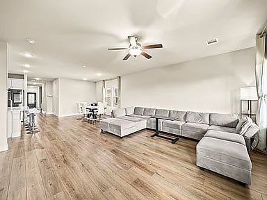 Furnished Finder property 1033667_1 photo 9