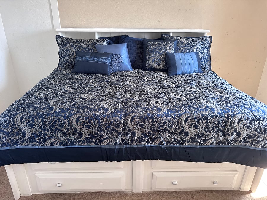 Furnished Finder property 1033673_1 photo 3