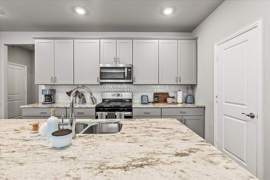Furnished Finder property 1033679_1 photo 10