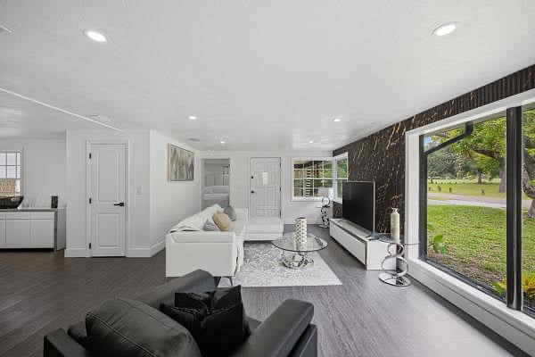 Furnished Finder property 1033680_1 photo 1
